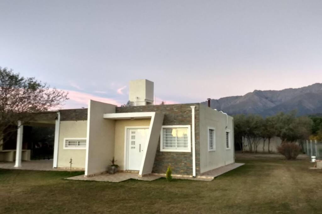 Confortable Casa Traslasierra. Vista Al Champaqui Holiday home *